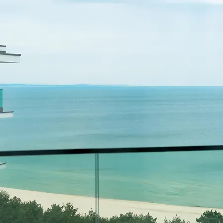 Your Holidays Waves D1081 アパート