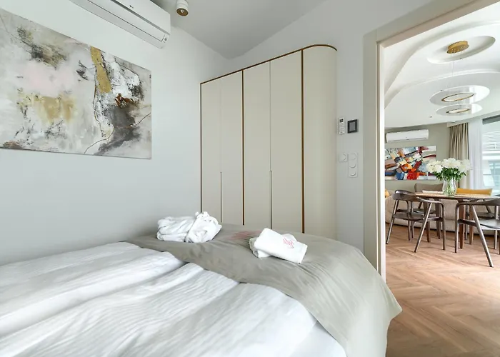 Apartment Your Holidays Wave D1081 *